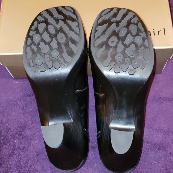 MADDEN GIRL Awesome Career Starter Heels - Picture 7 of 8